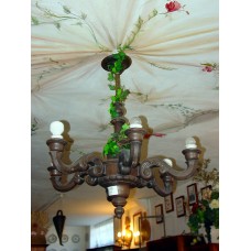 LAMPADARIO STILE LIBERTY IN LEGNO